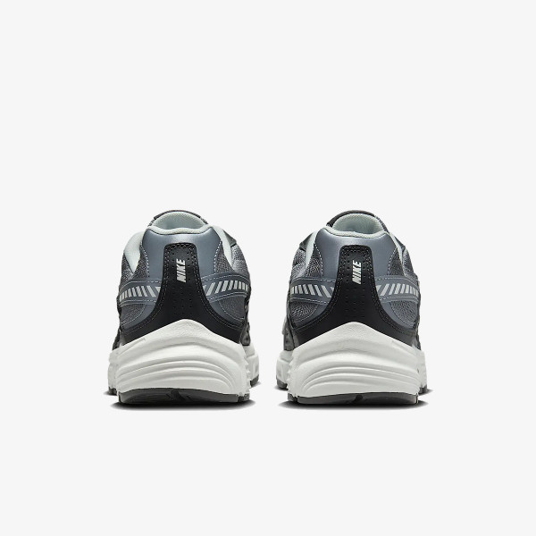 Nike NIKE INITIATOR SC 