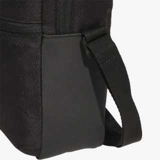 adidas ESS ORGANIZER 